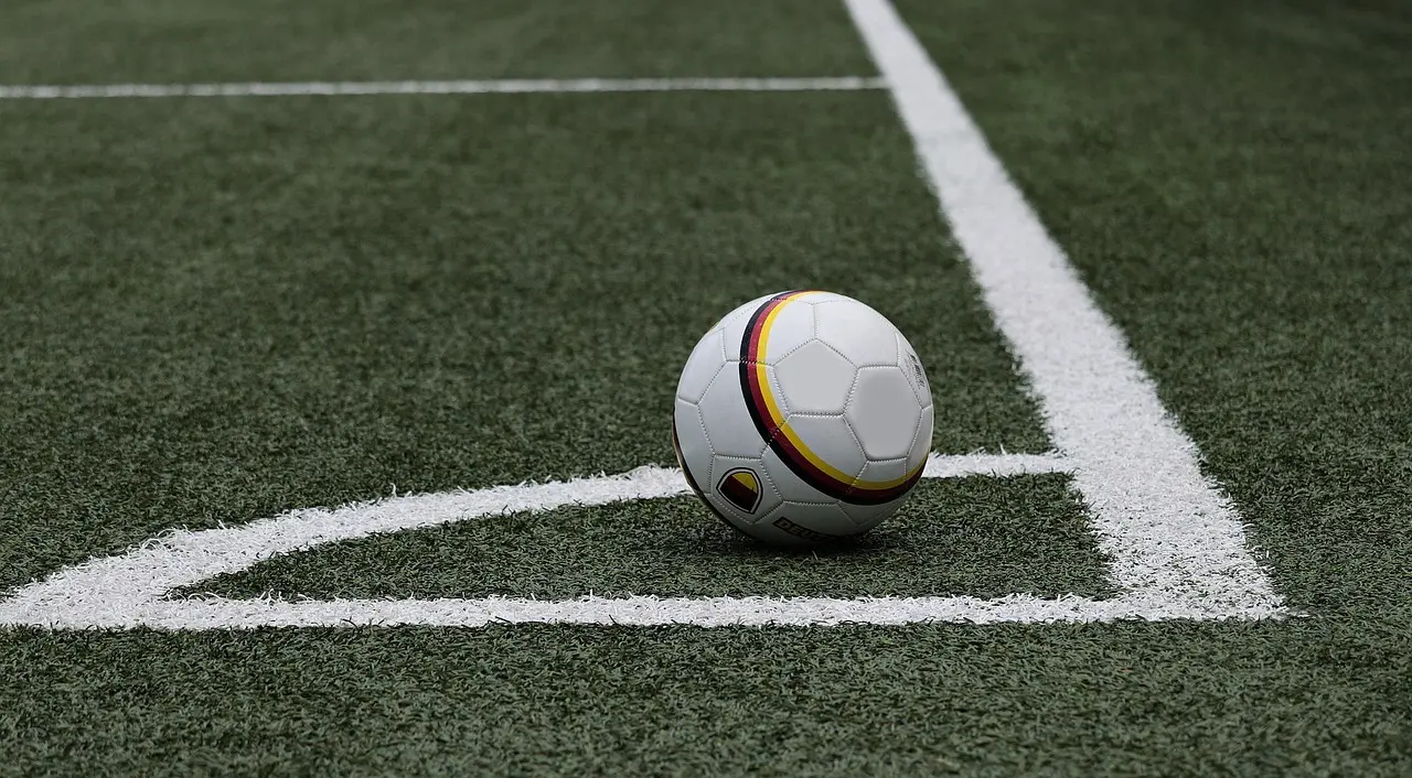 2. Liga runde 4: Vildt comeback i Lustenau, sent drama i Maria Enzersdorf og Hosiner-dobbelt i Wien-derbyet